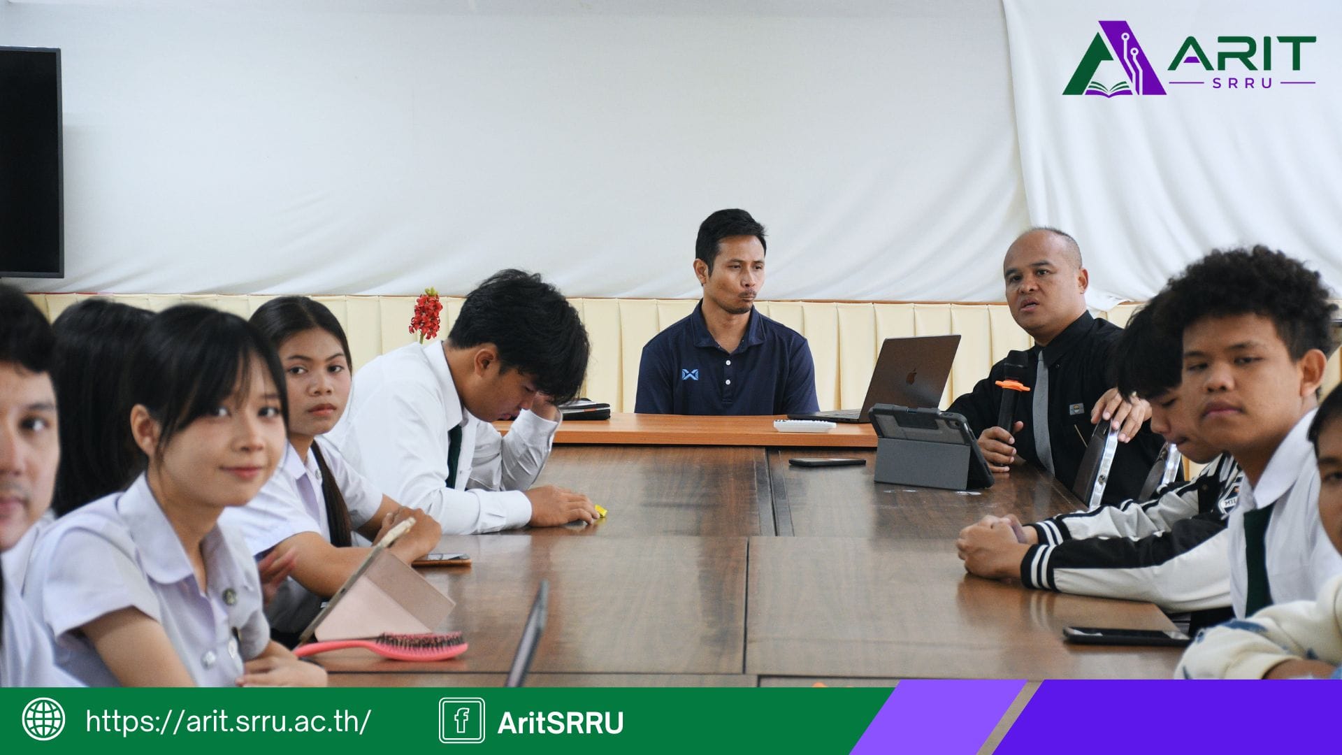 งานเทคโนโลยีสารสนเทศ บรรยายพิเศษให้ความรู้ด้าน Data Center แก่นักศึกษาสาขาวิชาเทคโนโลยีดิจิทัลเพื่อการศึกษา