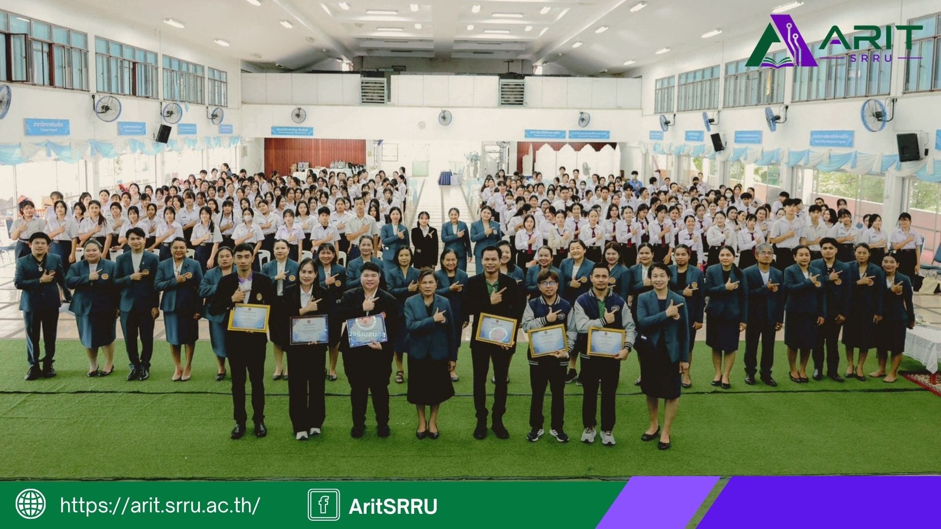 บุคลากรงานเทคโนโลยีสารสนเทศ เป็นวิทยากรให้ความรู้กับนักศึกษาแผนกวิชาเทคโนโลยีธุรกิจดิจิทัล และแผนกวิชาการบัญชี วิทยาลัยอาชีวศึกษาสุรินทร์