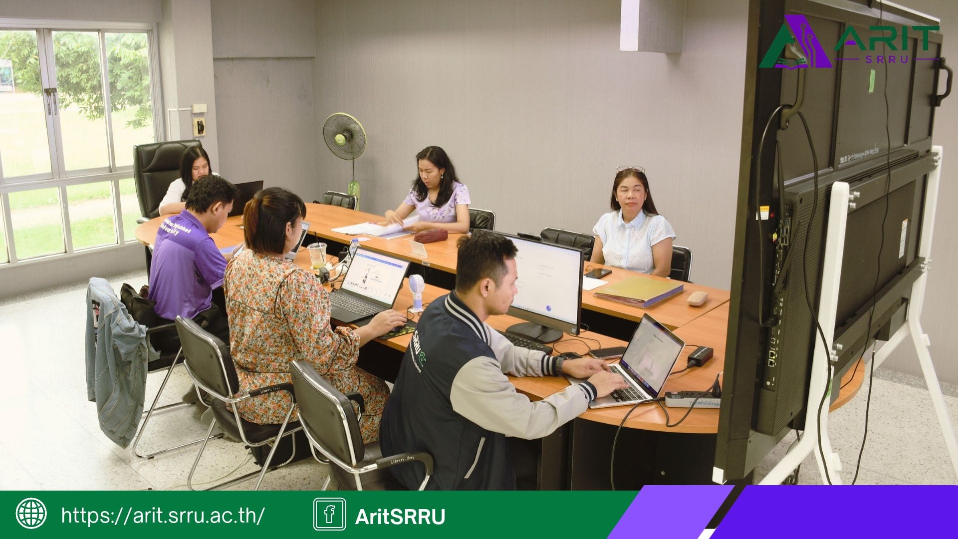 งานวิเทศสัมพันธ์และกิจการนานาชาติ ดำเนินการประชุมเพื่อเตรียมความพร้อมในการจัดทำฐานข้อมูลความร่วมมือของมหาวิทยาลัยราชภัฏสุรินทร์ ทั้งในประเทศและต่างประเทศ