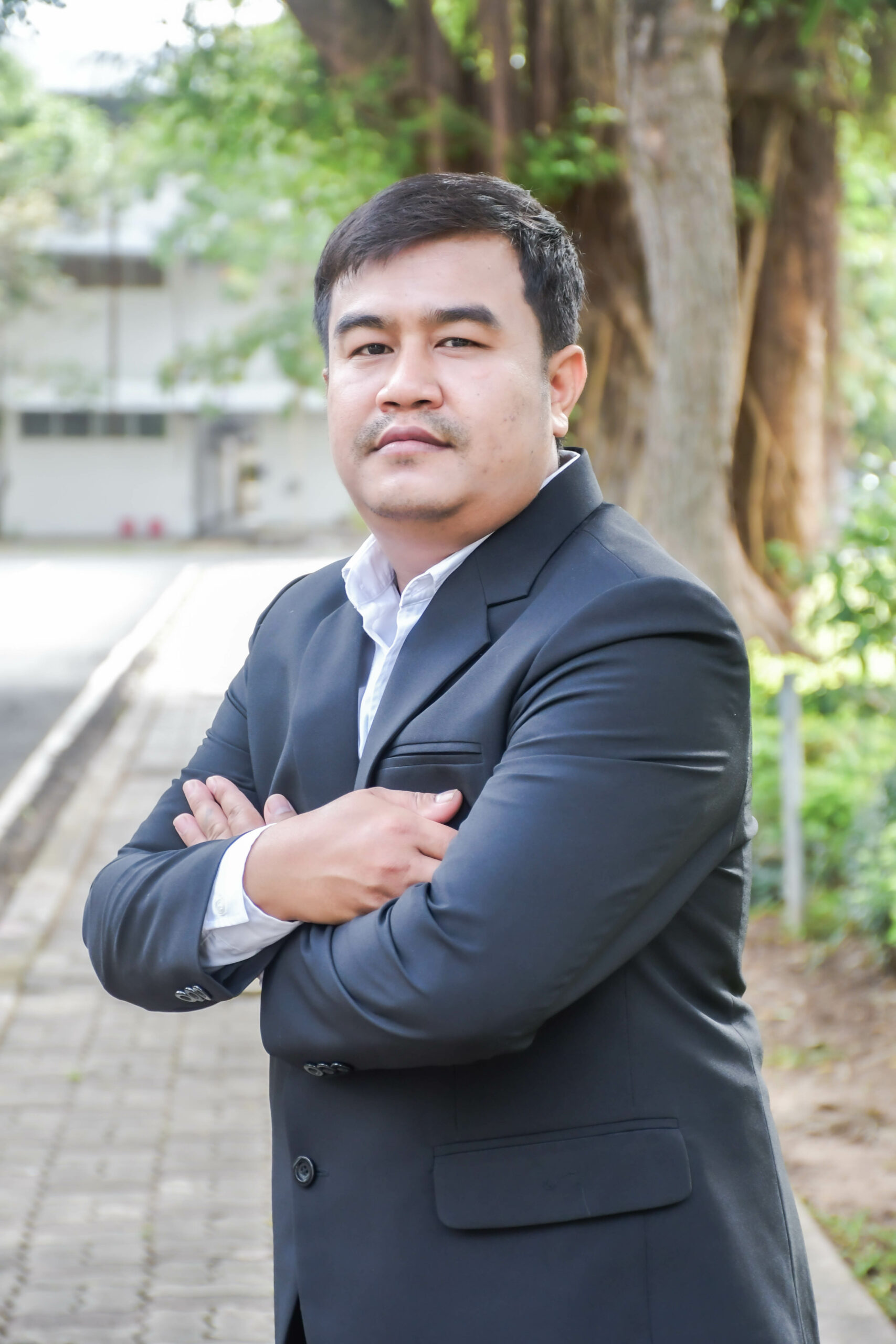 นายเริงศักดิ์ วงศ์ภักดี